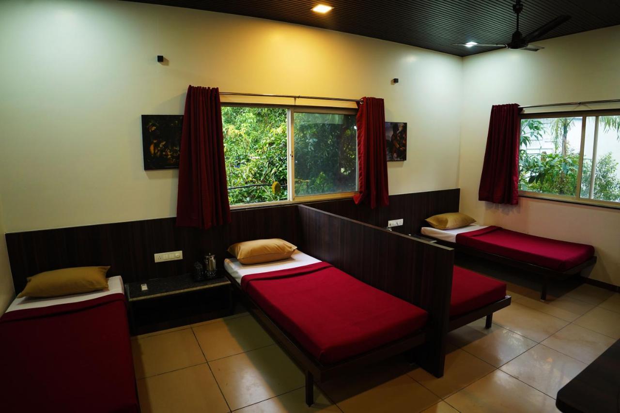 Elitehotels And Resorts Pvt Ltd アリバグ エクステリア 写真